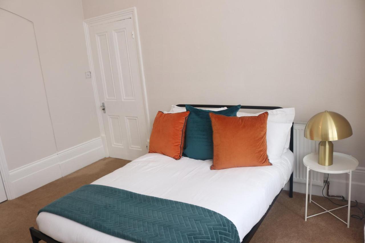 لندن Inviting You To Your Home From Home 10 Minutes From Stratford Westfield المظهر الخارجي الصورة