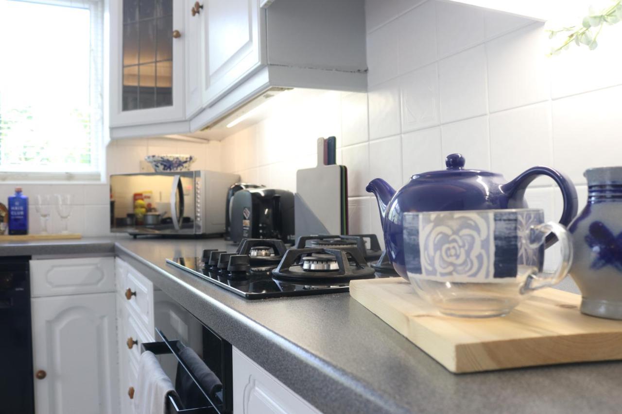 لندن Inviting You To Your Home From Home 10 Minutes From Stratford Westfield المظهر الخارجي الصورة