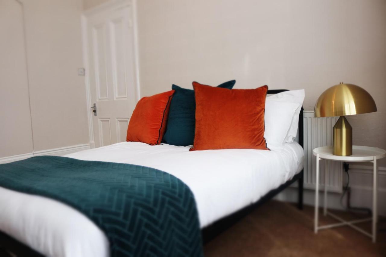 لندن Inviting You To Your Home From Home 10 Minutes From Stratford Westfield المظهر الخارجي الصورة