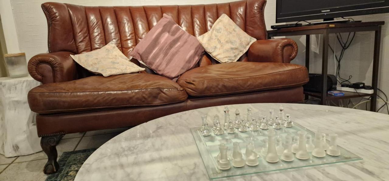 لندن Inviting You To Your Home From Home 10 Minutes From Stratford Westfield المظهر الخارجي الصورة